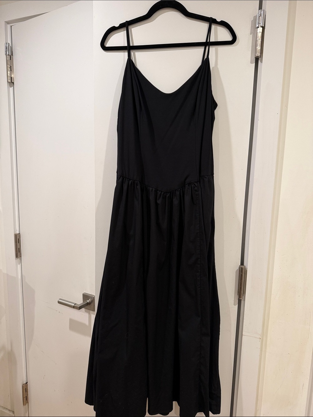 Express drop waist Black Spaghetti-Strap Maxi Dress